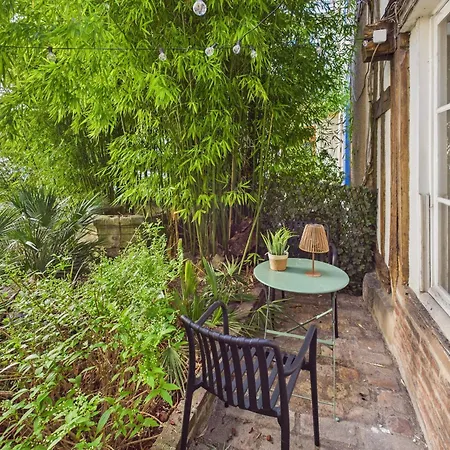 Apartment Star Wars - Faucon Millenium Troyes